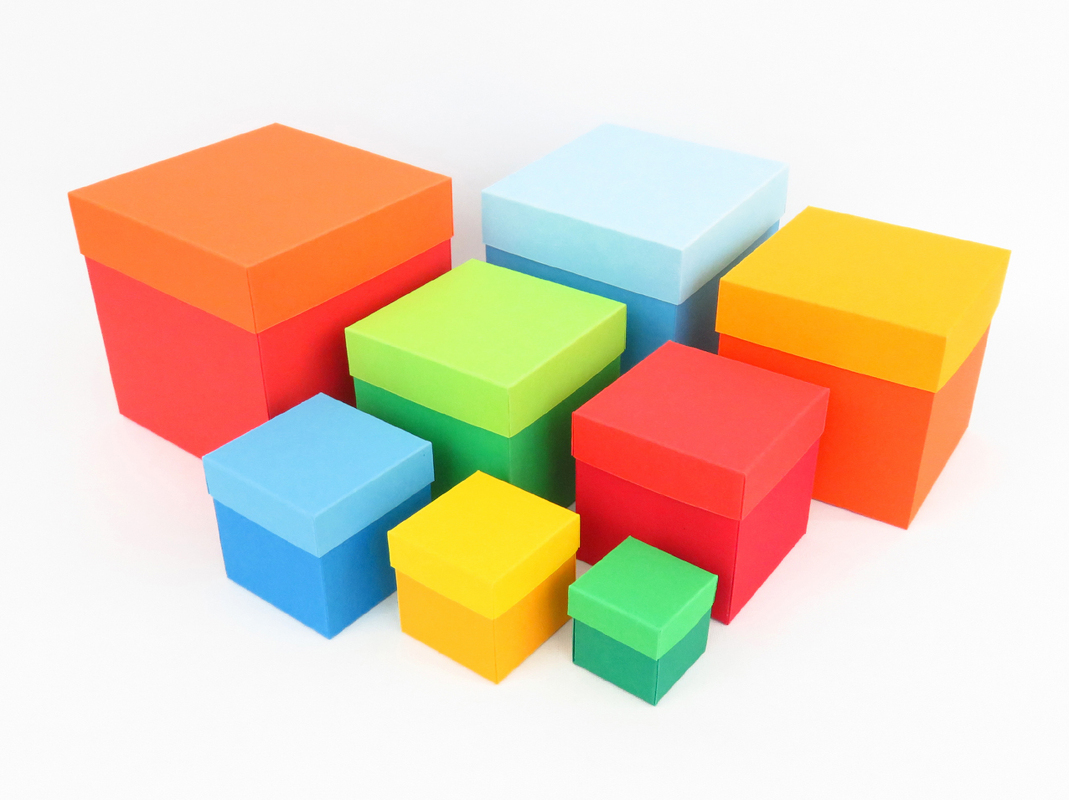 2 Sets Würfel-Schachteln in acht Größen – Bastelanleitung und Vorlagen