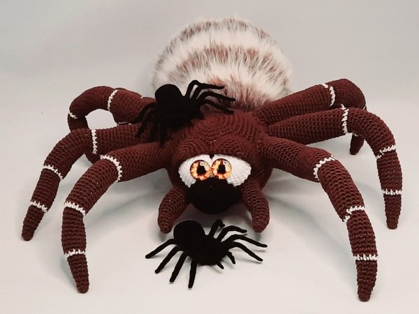 Crochet Pattern "Spider Morla"