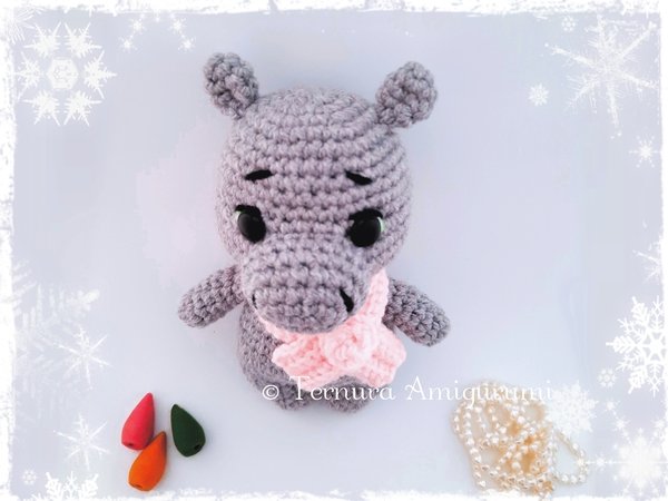Crochet pattern Anna, the hippo