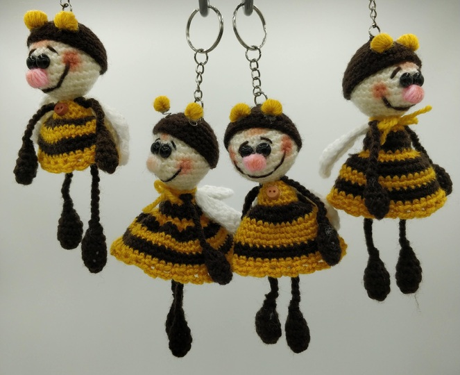 Häkelanleitung Schlüsselanhänger Bienchen Trici