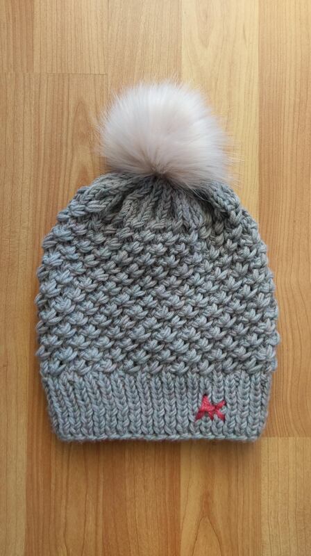 Knitting pattern Beanie Snowflakes