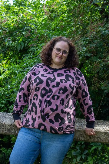 Schnittmuster Pullover/Hoodie mit Twist am Saum Damen Gr. 32 - 62