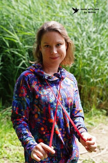 Schnittmuster Pullover/Hoodie mit Twist am Saum Damen Gr. 32 - 62