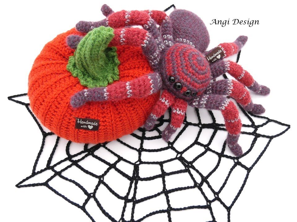 Sparpack, Tarantel mit Spinnennetz und Riesenkürbis - Bild 2