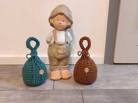 Häkelanleitung Moderner Türstopper aus Textilgarn