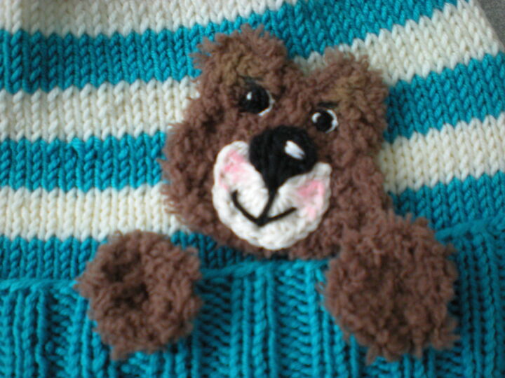 knitted baby hat, 3 sizes, crochet applications
