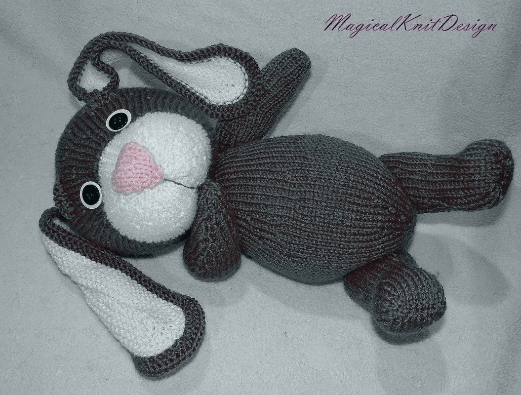 Brownie the sweet bunny row by row knitting pattern with photo-tutorial