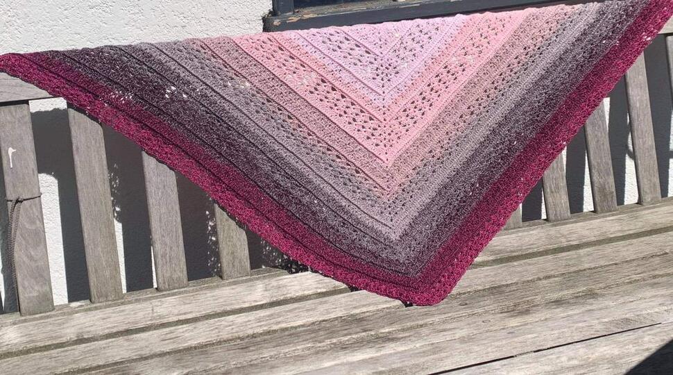 Anleitung Tatjana h&auml;keln Dreieckstuch