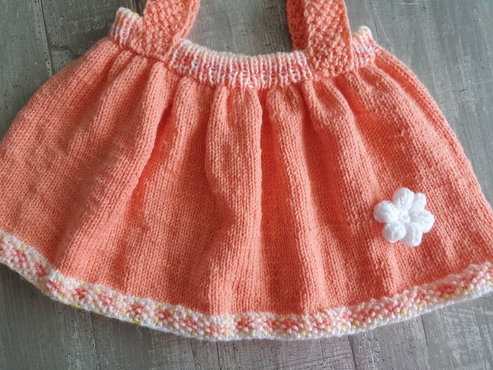 Strickanleitung Baby Röckchen ohne Seitennaht Größe 62/68!