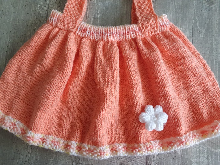 Strickanleitung Baby Röckchen ohne Seitennaht Größe 62/68!