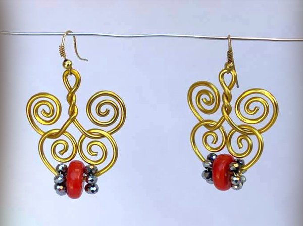 Ohrringe mit Koralle