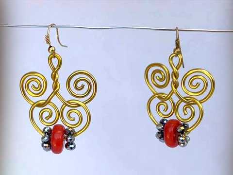 Ohrringe mit Koralle