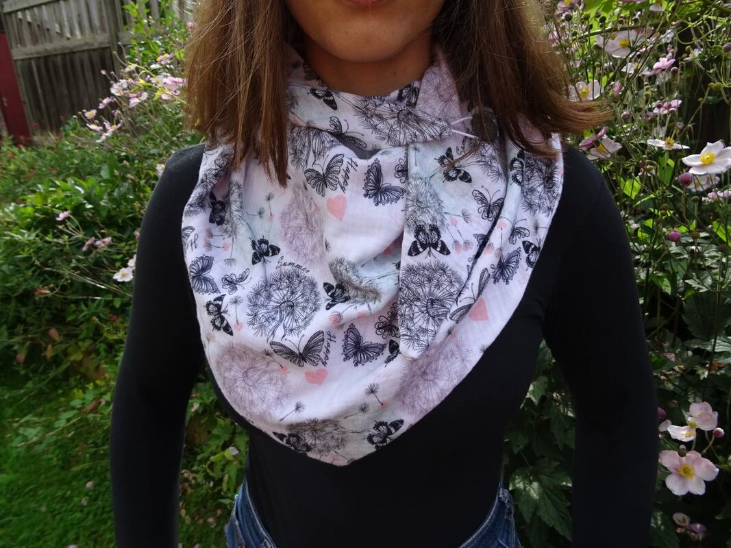 Anleitung Tuch mit Knopf f&uuml;r die ganze Familie n&auml;hen