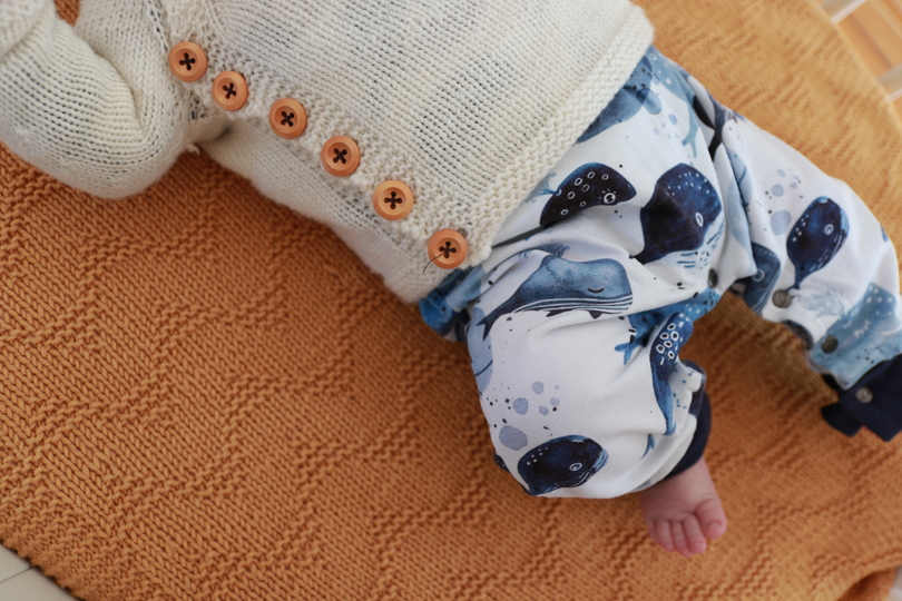 Strickanleitung | Fridas Schlüttli mit Mütze