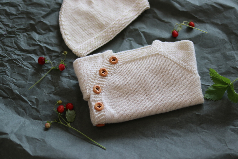 Strickanleitung | Fridas Schlüttli mit Mütze