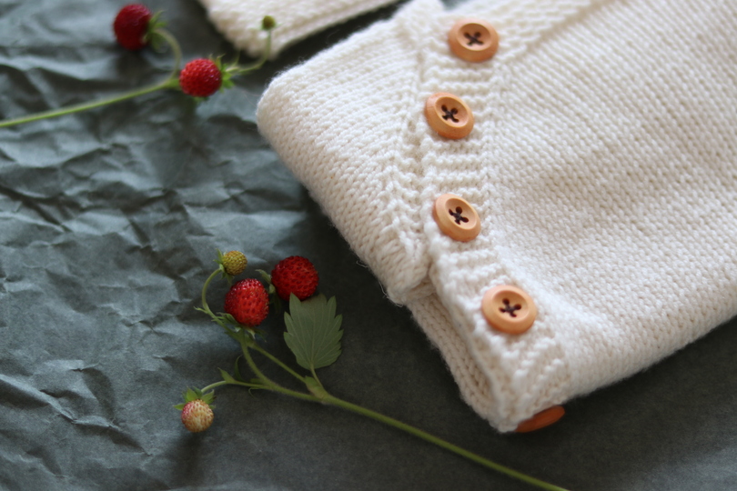 Strickanleitung | Fridas Schlüttli mit Mütze