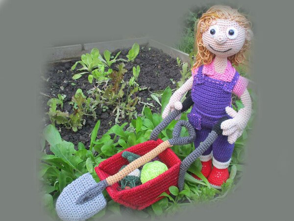 (Female) Gardener Thea