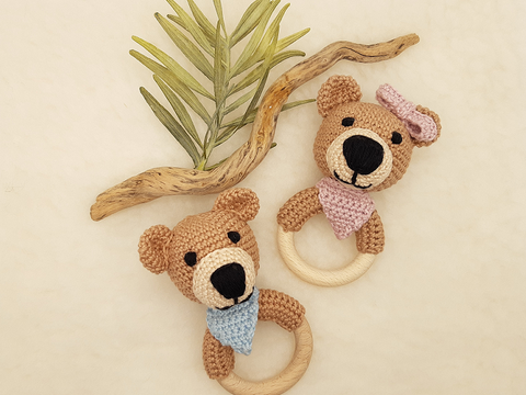 Häkelanleitung Babyrassel Bär