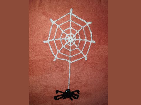 Applikation Spinnennetz und Spinne „Blacky“ Häkelanleitung Spinnwebe häkeln
