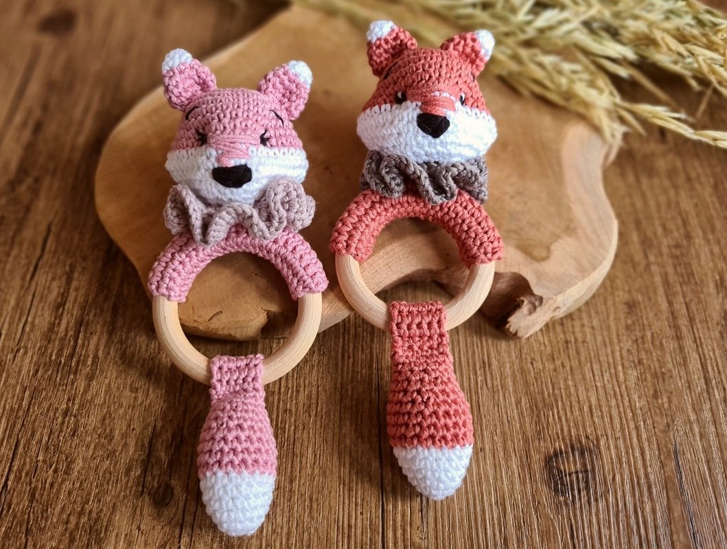 crochet pattern baby rattle fox - Image 2