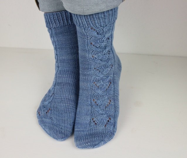 Autumn Leaf Socks Knitting Pattern / Cable & Lace / Top Down / PDF Download