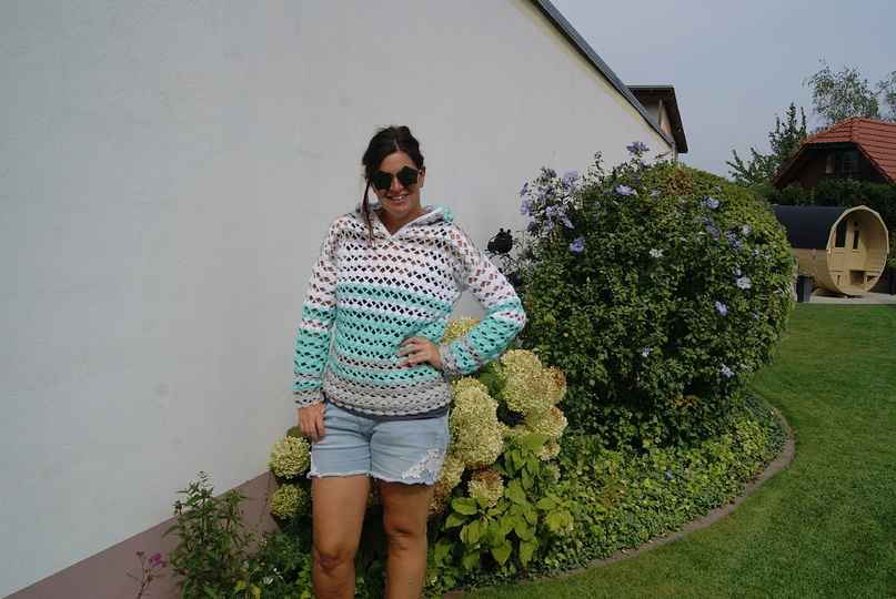 Kapuzenpulli HIP (Gr. S/M, L/XL)