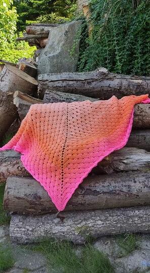 Tuch Valerie häkeln Dreieckstuch