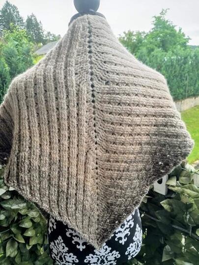 Tuch Valerie häkeln Dreieckstuch