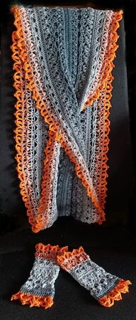 "Caledon" loop and gauntlets - crochet pattern