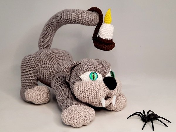 Crochet Pattern " Cat Luzifer"