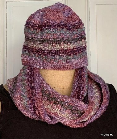 Perfo Loop - a simple loop/cowl  with a great effect