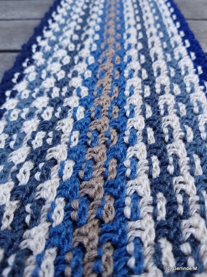 Perfo Loop - a simple loop/cowl  with a great effect