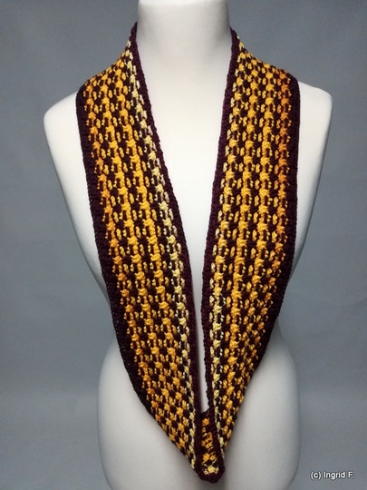 Perfo Loop - a simple loop/cowl  with a great effect