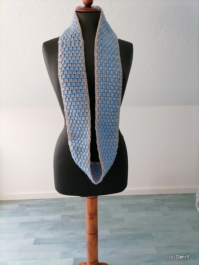 Perfo Loop - a simple loop/cowl  with a great effect