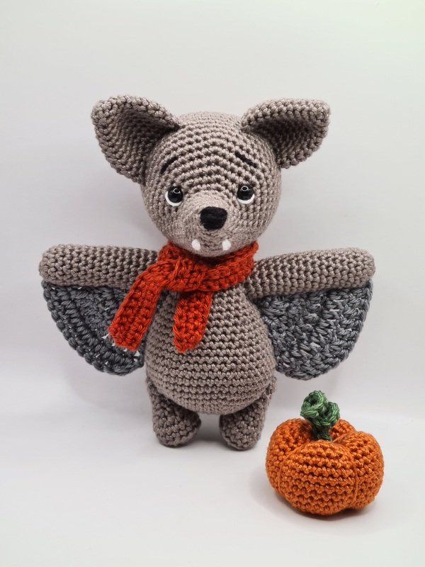 Häkelanleitung Fledermaus Kuro - Bild 5