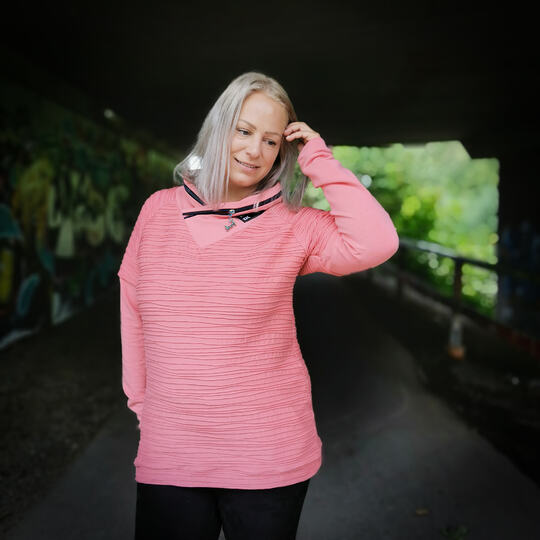 Schnittmuster Pullover Lou – PDF-Größen 34-50 | Anpassbarer Lagen-Look |