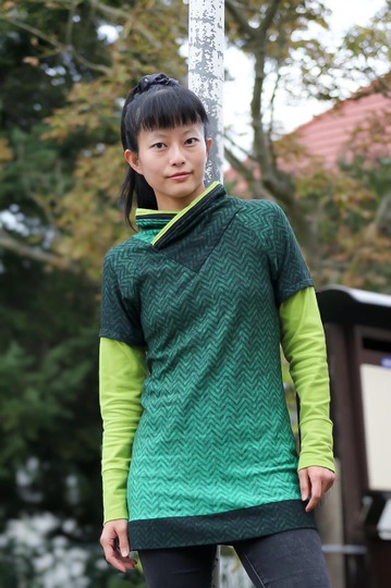 Schnittmuster Pullover Lou – PDF-Größen 34-50 | Anpassbarer Lagen-Look |