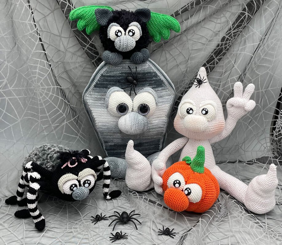 Gothigurumi - "Halloween 2021 XXL - Komplettpaket" **nachtleuchtend**