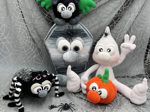 Gothigurumi - "Halloween 2021 XXL - Komplettpaket" **nachtleuchtend**