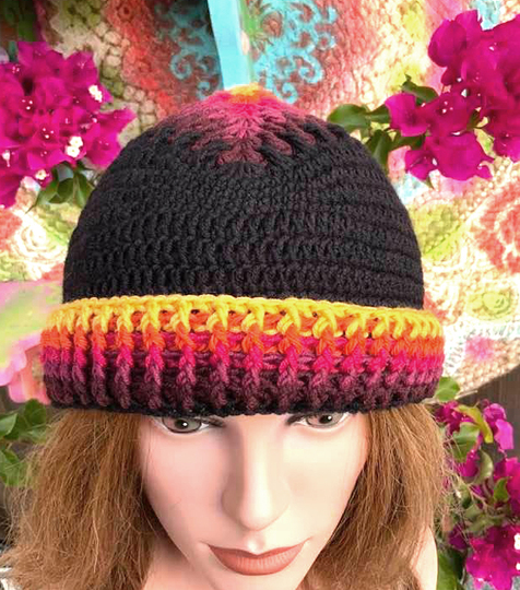 Mütze "Sumendi" mit Spitze