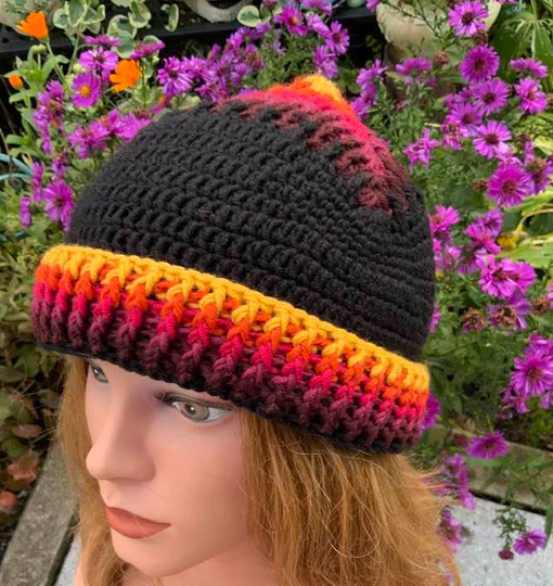 Mütze "Sumendi" mit Spitze