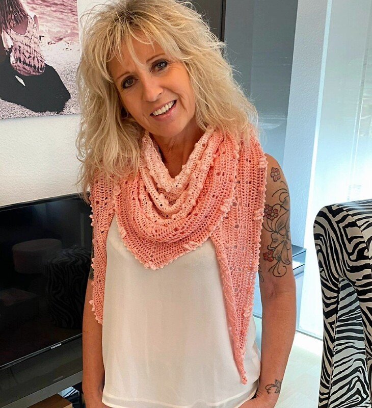 Girlie Wonder - Häkeltuch