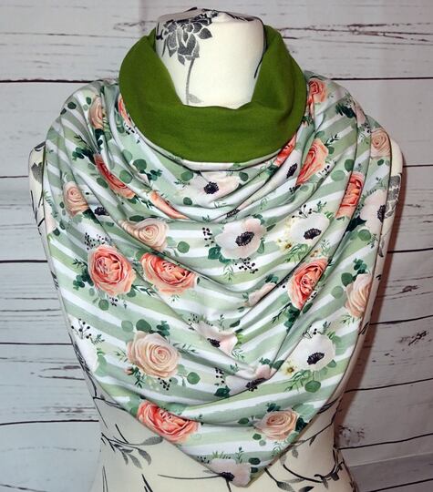 Loop im Dreieckstuch Design für die ganze Familie nähen Beamer