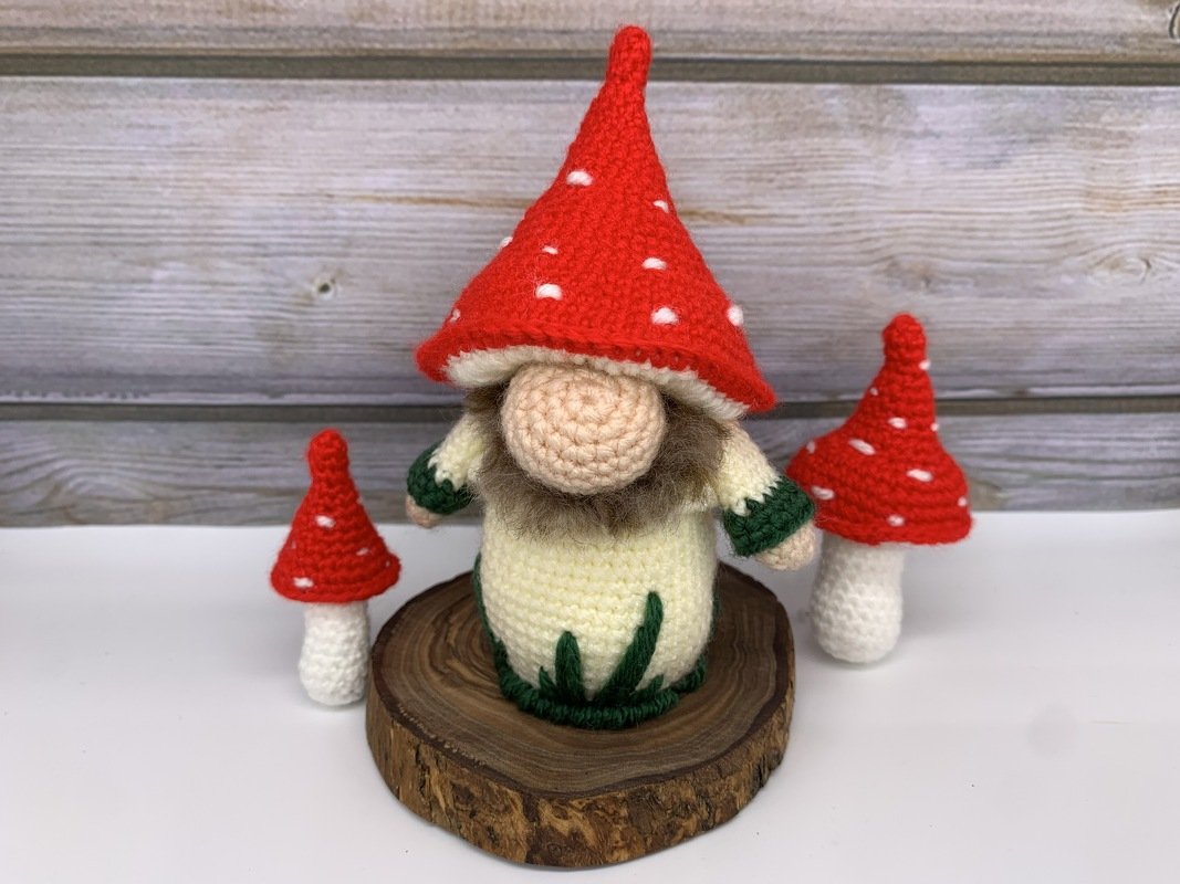 Häkelanleitung Herbst Gnom Fliegenpilz