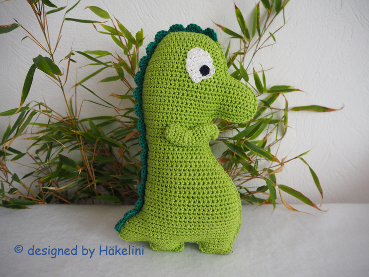 Kleiner Dino Rexi – Häkelanleitung von Häkelini