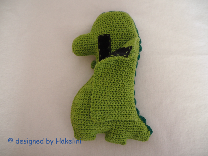 Kleiner Dino Rexi – Häkelanleitung von Häkelini