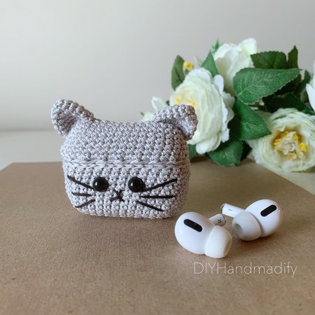 Pattern Grey Cat headphone Case