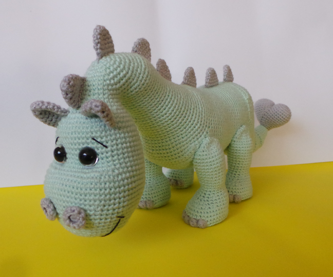 Häkelanleitung Dino Dario