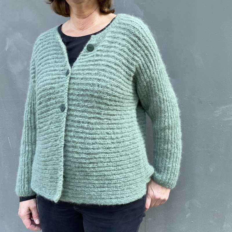 Strickjacke  N I K I T A  Nr. 2 Strickanleitung Damen Cardigan - Bild 2