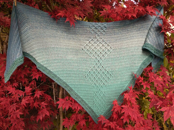 Häkelanleitung Tuch Arwyn